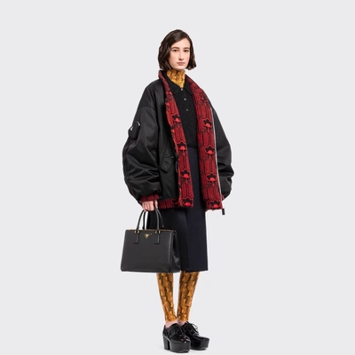 Eingebrannte Tasche der Damen-Prada Saffiano mittelgroßes Galleria-Leder