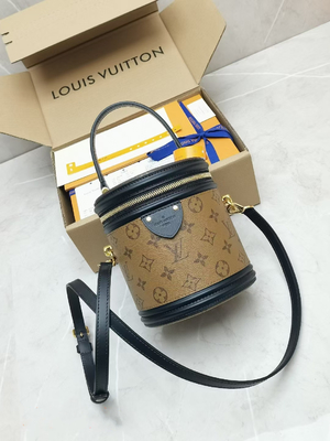 Rückseiten-Monogramm LV M43986 Soems LV Cannes Umhängetasche
