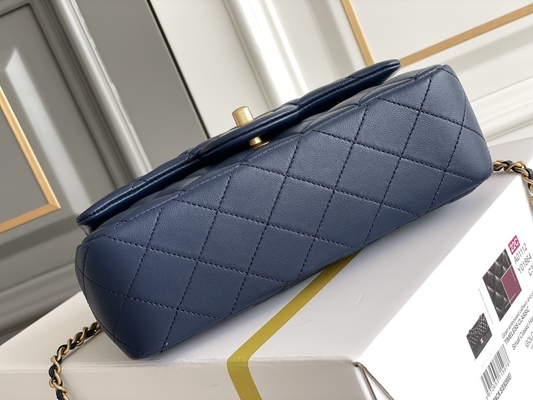 Gekörntes Lammfell Kaviar-Chanel Mini Rectangular Caviars 2020 u. Goldtone Metall