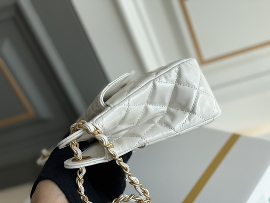 Klassisches weißes Kalbsleder Preloved brannte Taschen-Kette Chanel 2023 Kreuzfahrt-Taschen ein