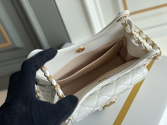 Klassisches weißes Kalbsleder Preloved brannte Taschen-Kette Chanel 2023 Kreuzfahrt-Taschen ein