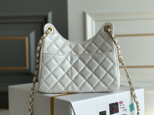 Klassisches weißes Kalbsleder Preloved brannte Taschen-Kette Chanel 2023 Kreuzfahrt-Taschen ein