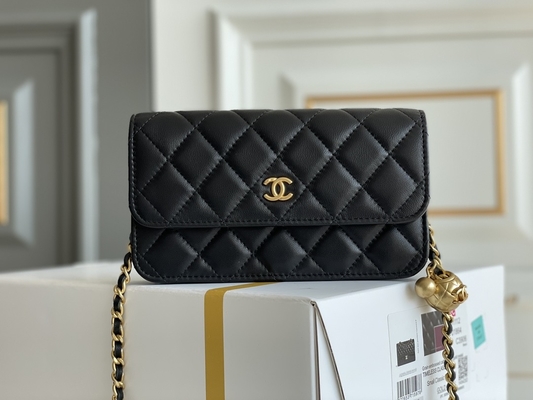 Schwarze Mini Coco Chanel WOC-Kupplungs-Handtaschen-Geldbörse auf einer Kette CF20