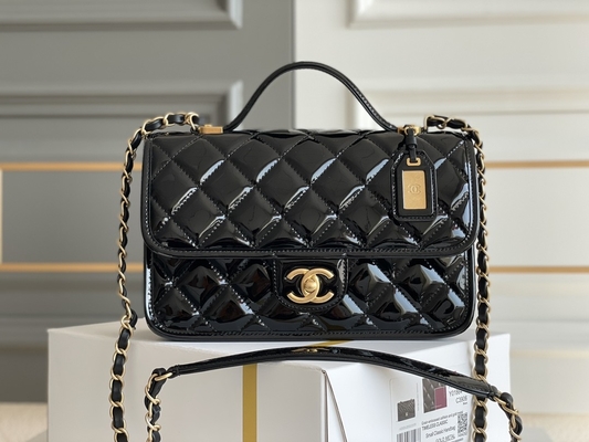 Chanel Flap Bag-Lackleder-Tofu-Taschen-Schwarz-Gold 2022 der Frauen-22k