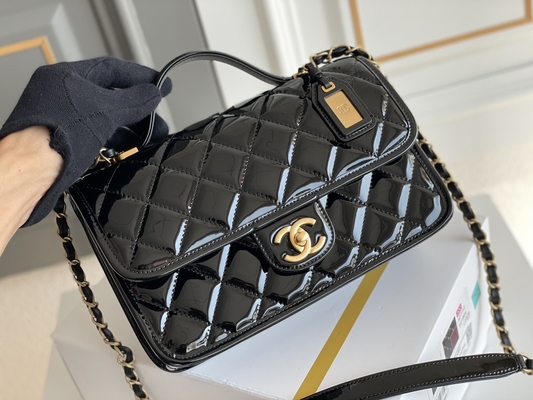 Chanel Flap Bag-Lackleder-Tofu-Taschen-Schwarz-Gold 2022 der Frauen-22k