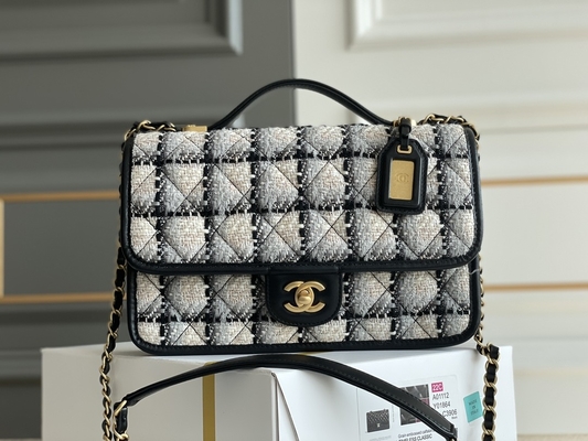 Klassisches Schwarz-weiße Plaid-Wolle 2WAY Chanel Medium Flap Bag Messenger