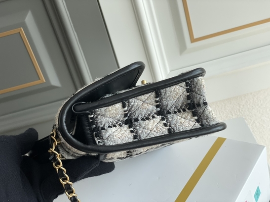 Klassisches Schwarz-weiße Plaid-Wolle 2WAY Chanel Medium Flap Bag Messenger
