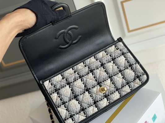 Klassisches Schwarz-weiße Plaid-Wolle 2WAY Chanel Medium Flap Bag Messenger