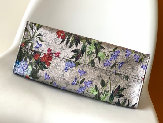 Blumenmuster-silbernes überzogenes Segeltuch OnTheGo Millimeter Mini Sling Bag Branded M81724