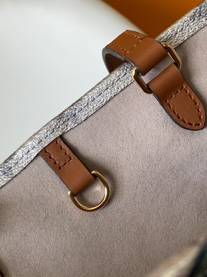 Blumenmuster-silbernes überzogenes Segeltuch OnTheGo Millimeter Mini Sling Bag Branded M81724