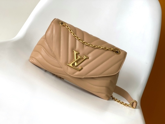 LV Preloved brannte Tasche M58549 New Wave Kettentasche ein