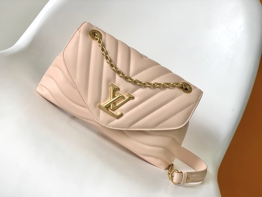 LV Preloved brannte Tasche M58549 New Wave Kettentasche ein