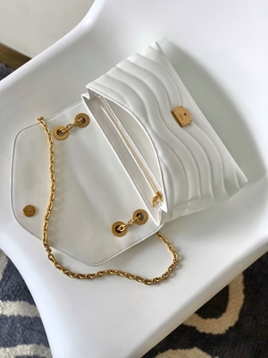 LV Preloved brannte Tasche M58549 New Wave Kettentasche ein