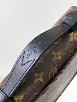 Bezaubern Sie s-Verschluss-Louis Vuitton Monogram Macassar Barrel-Beutels-Boten