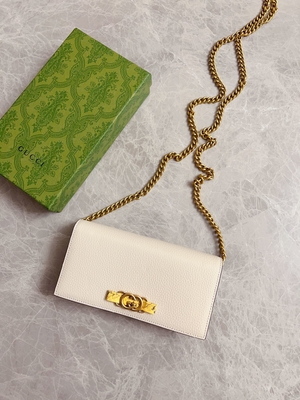 Hellrosa lederne Mini Designer Purses Gucci Python-Geldbörse auf Ketten-WOC mit dem Ineinander greifen von G