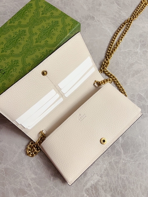 Hellrosa lederne Mini Designer Purses Gucci Python-Geldbörse auf Ketten-WOC mit dem Ineinander greifen von G