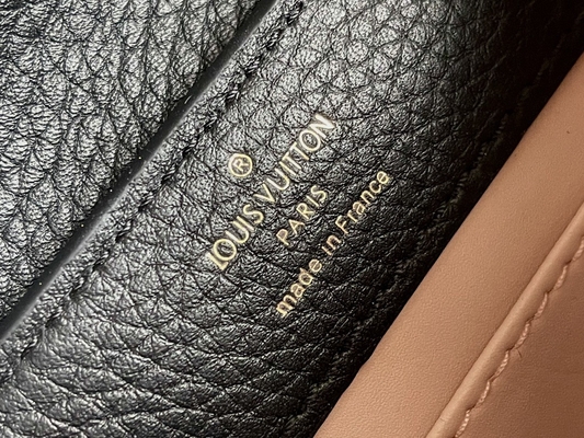 Das Ziegenfell, das Preloved zeichnet, brannte Tasche Louis Vuitton Capucines Mini ein