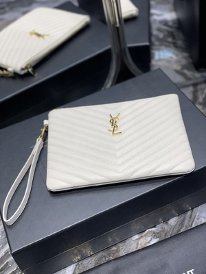 Monogramm steppte ledernes YVES SAINT LAURENT steppte Lederbeutel-Umschlag-Kupplung