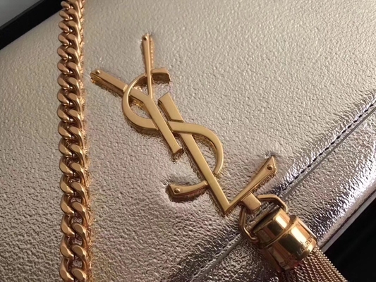 Nackenbands- mit Halterungpolyester-Saint Laurent YVES SAINT LAURENT Woc-Tasche mit Reißverschluss-Schließungs-Silber
