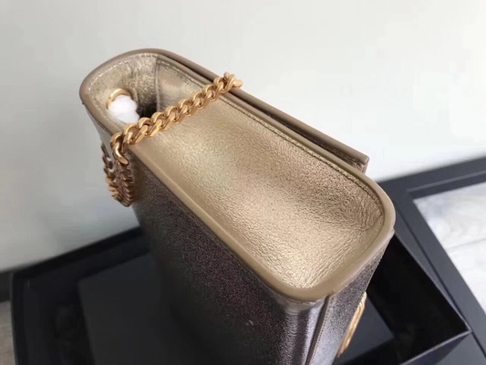 Nackenbands- mit Halterungpolyester-Saint Laurent YVES SAINT LAURENT Woc-Tasche mit Reißverschluss-Schließungs-Silber