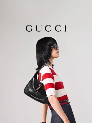 Schwarzer lederner Jackie Bag By Gucci Time 1961 ehrte klassische goldene Zusätze