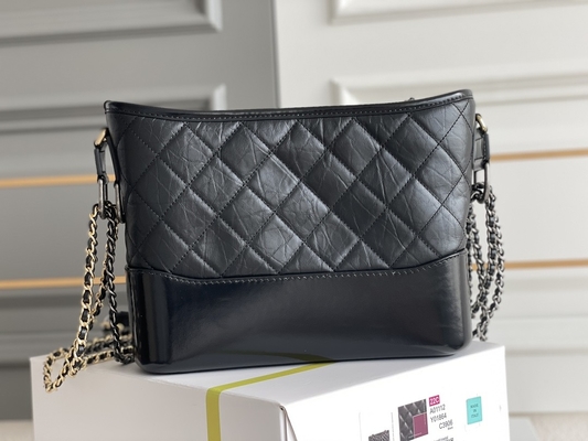Vor besessenes Chanel Gabrielle Shoulder Bag Hobo Handbag-Kalbsleder