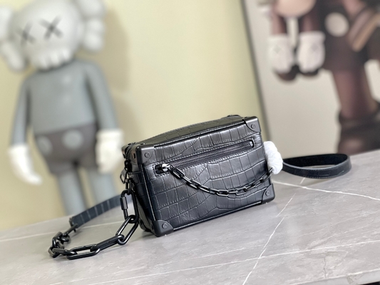 Weicher Stamm Mini Small Patent Leather Crocodilien Matte Black Louis Vuitton LV