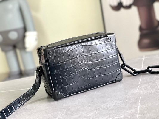 Weicher Stamm Mini Small Patent Leather Crocodilien Matte Black Louis Vuitton LV