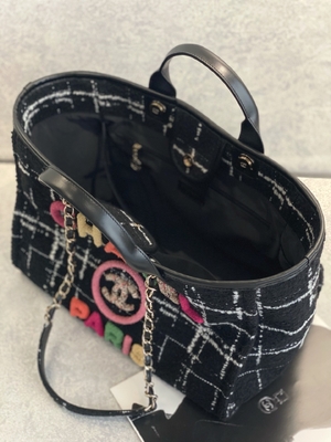 Gewohnheit 2022 Chanels Sotheby's brannte Regenbogen-Totalisator der Taschen-Tweed-Strand-Taschen-FW ein