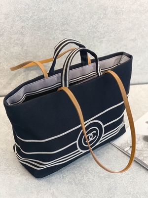 Weisen-Umhängetasche-Totalisator 32x13x24 ODM-Stickerei-Chanels 2
